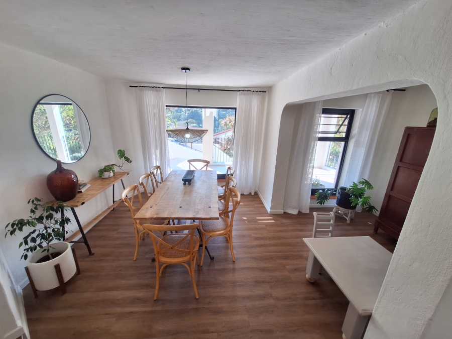 4 Bedroom Property for Sale in Wavecrest Eastern Cape